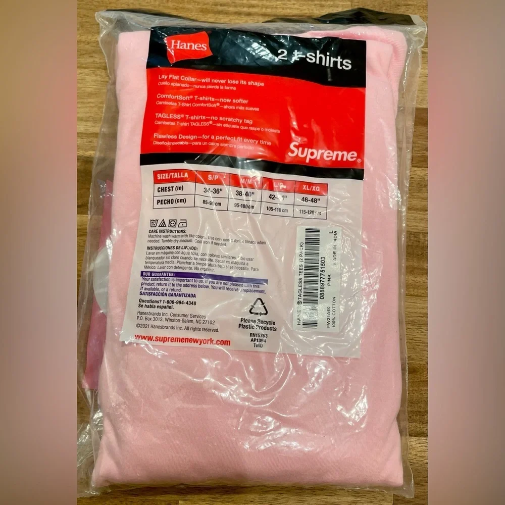 Supreme NWT Hanes T-shirts, pink size L - Picture 2 of 2